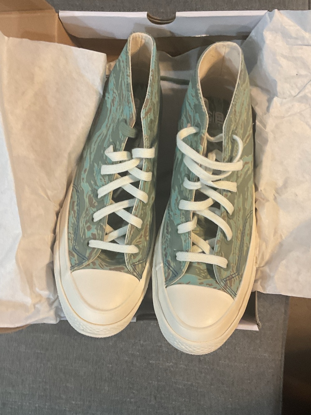 Converse UNDEFEATED - Green, Tan, Gray